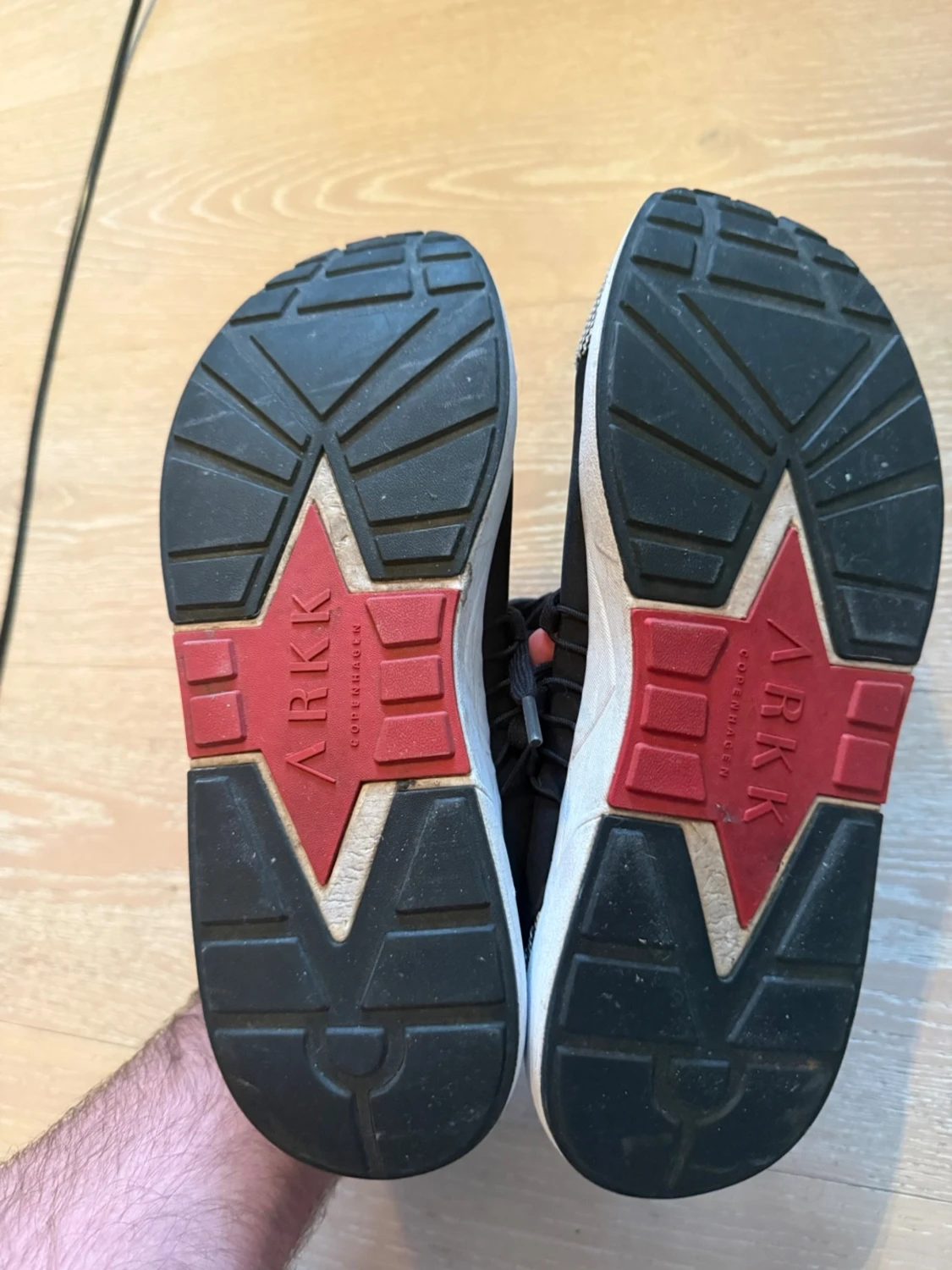 Svarta ARKK Copenhagen sneakers - 4