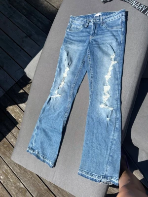 Jeans storlek 164 - Jeans från Gina. 