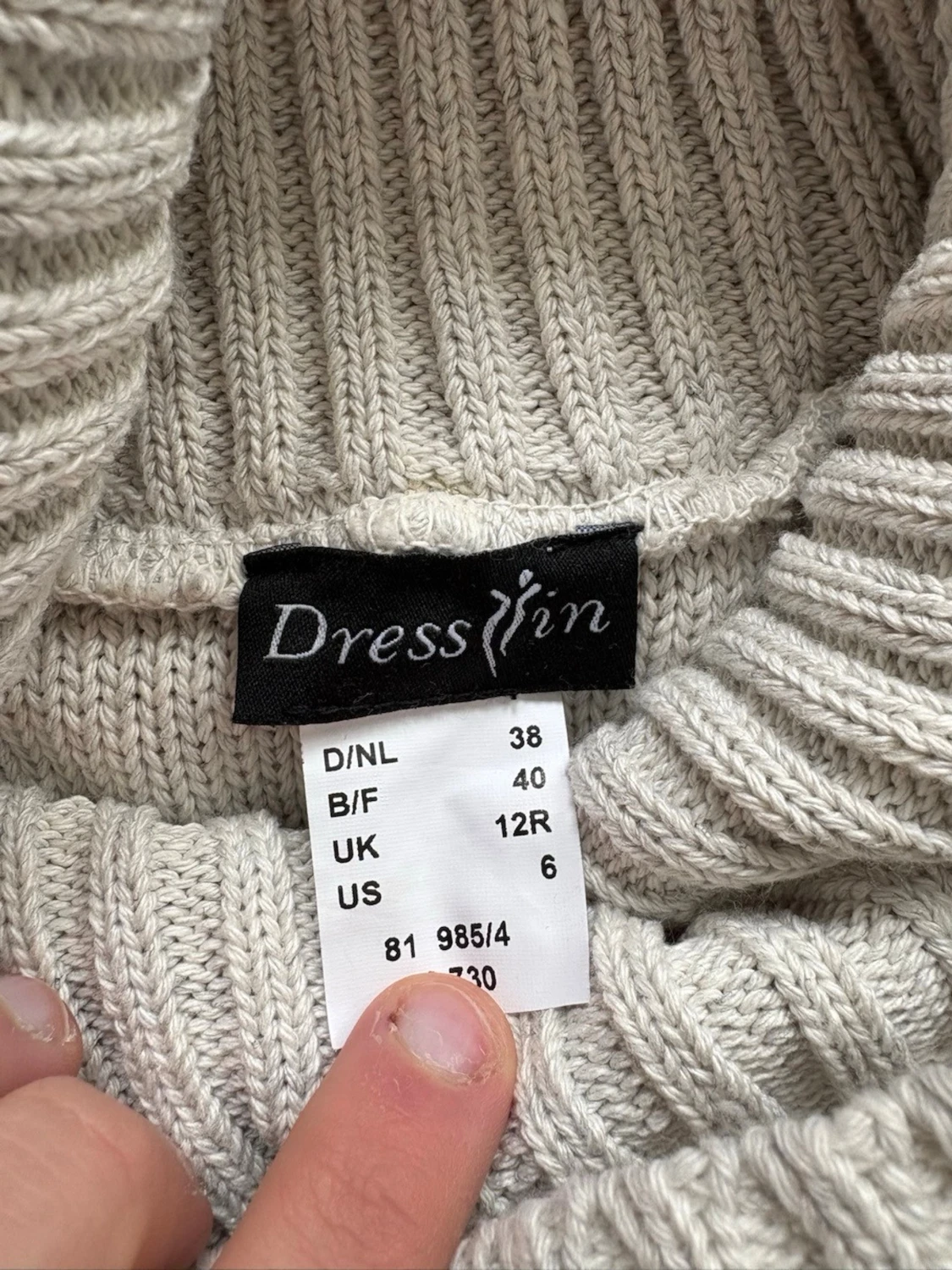 Ljusgrå kabelstickad  - 2