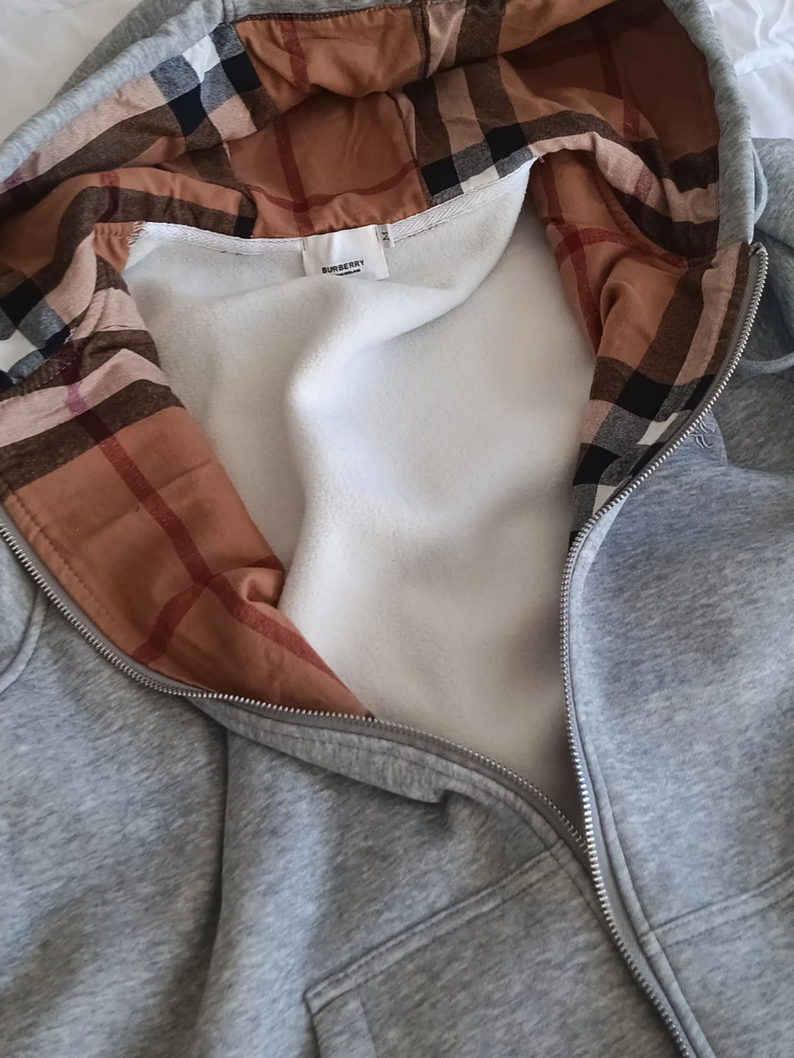 Grå zip hoodie från Burberry - 2