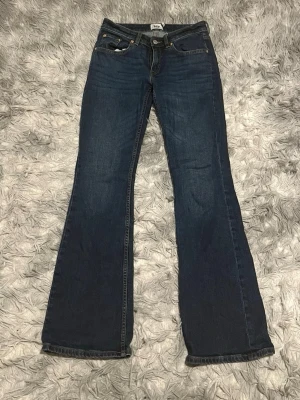 Jeans - Low boot jeans från lager 157 i storlek S full length💞