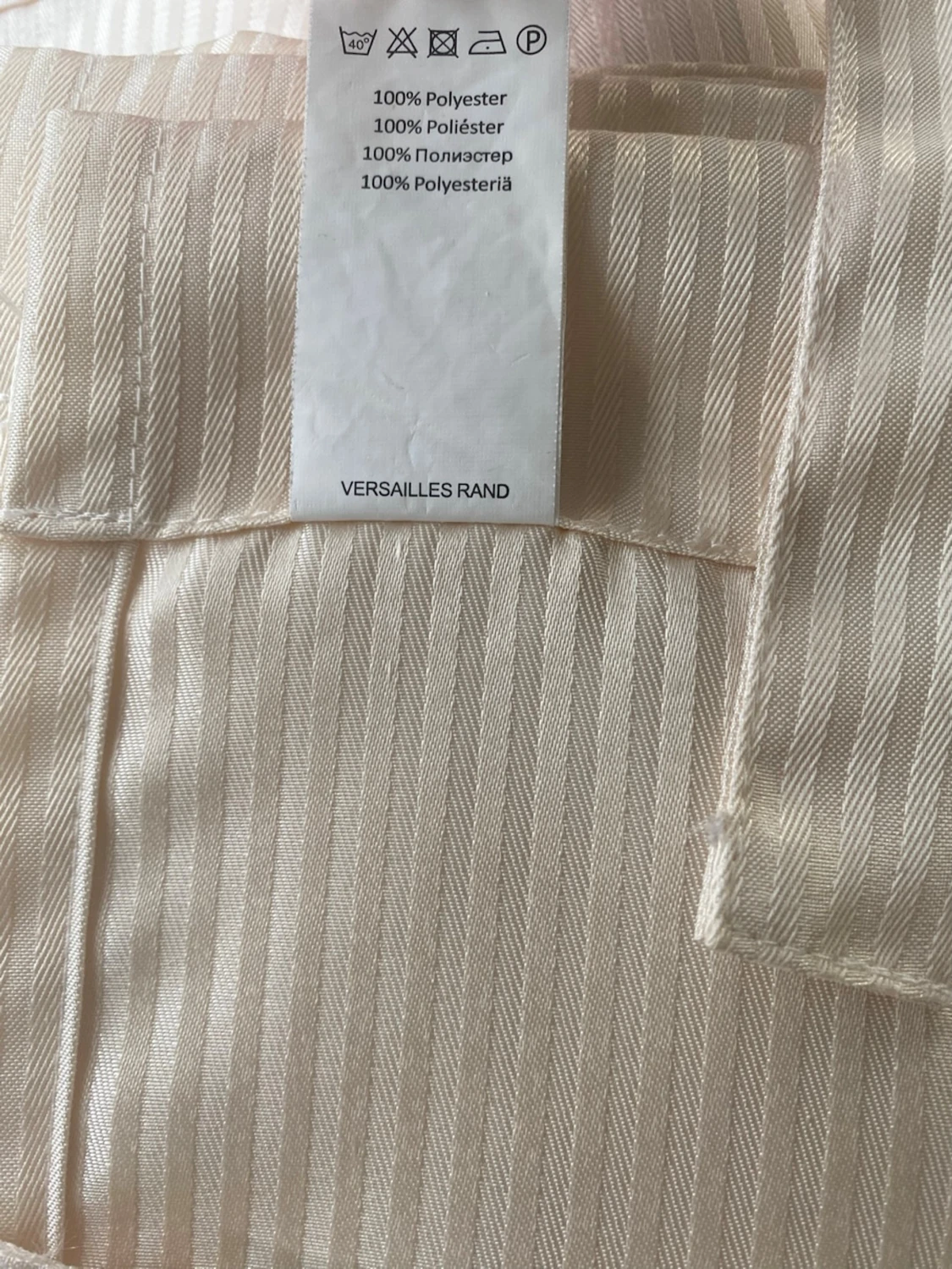 JOTEX Beige hissgardin med band - 2