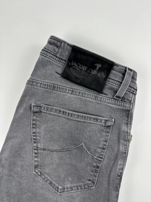 Jacob Cohën 622 jeans - | Säljer ett par Jacob Cohën 622 jeans i riktigt bra använt skick | Storlek: 30 | Hör av dig vid frågor eller funderingar