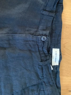 A days march linnebyxor - A days march linnebyxor i mycket bra skick. Size 48. Skriv för mer bilder