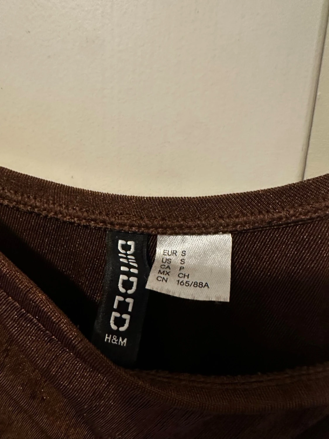 Brun oneshoulder topp från H&M Divided - 1