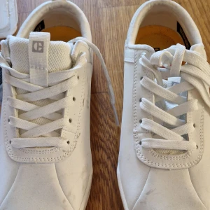 Caterpillar sneakers stl 35 - Caterpillar sneakers stl 35 nyskick