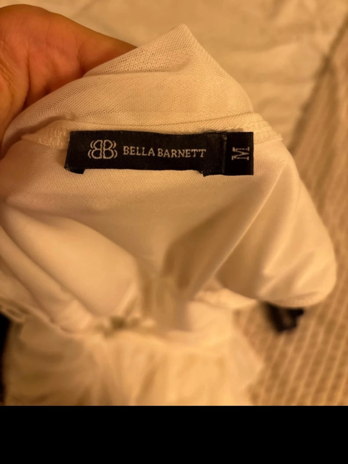 Vit klänning från Bella Barnett - 2