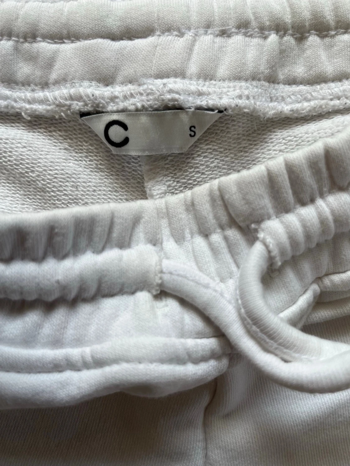 Vita mjuka shorts med snörning - 2