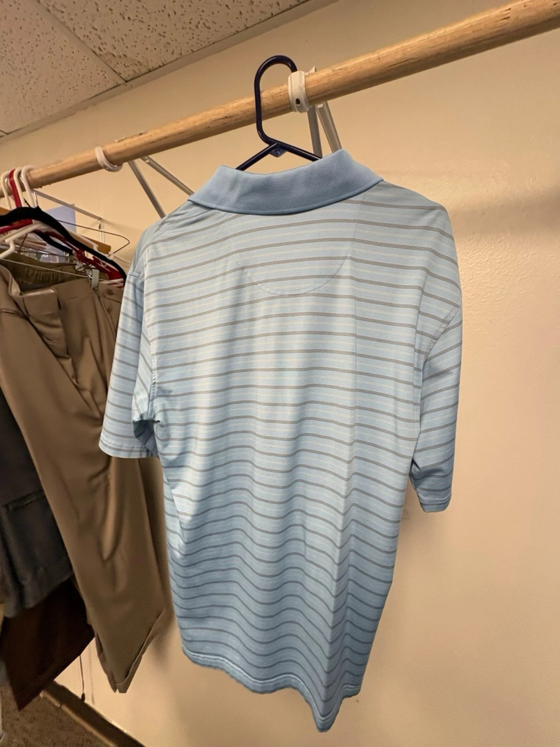 Ljusblå randig pikétröja Pebble Beach - 2