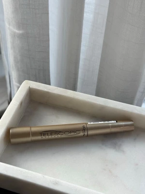 L'Oréal telescopic mascara - Helt ny och oöppnad mascara, säljer pga använder enbart vattenfast mascara! 