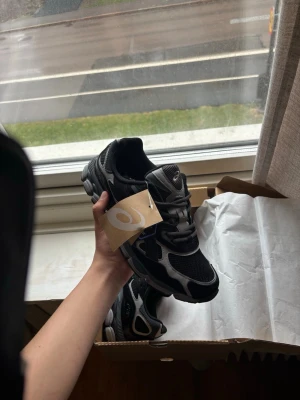 Asics gel nyc svart färg storlek 43,5 - Inte använd helt nya True to size