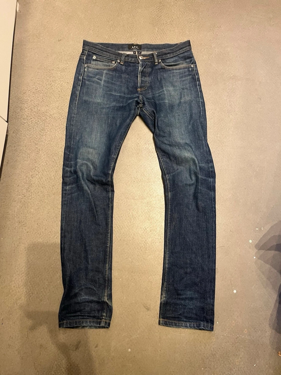 Mörkblå jeans från A.P.C. - 2