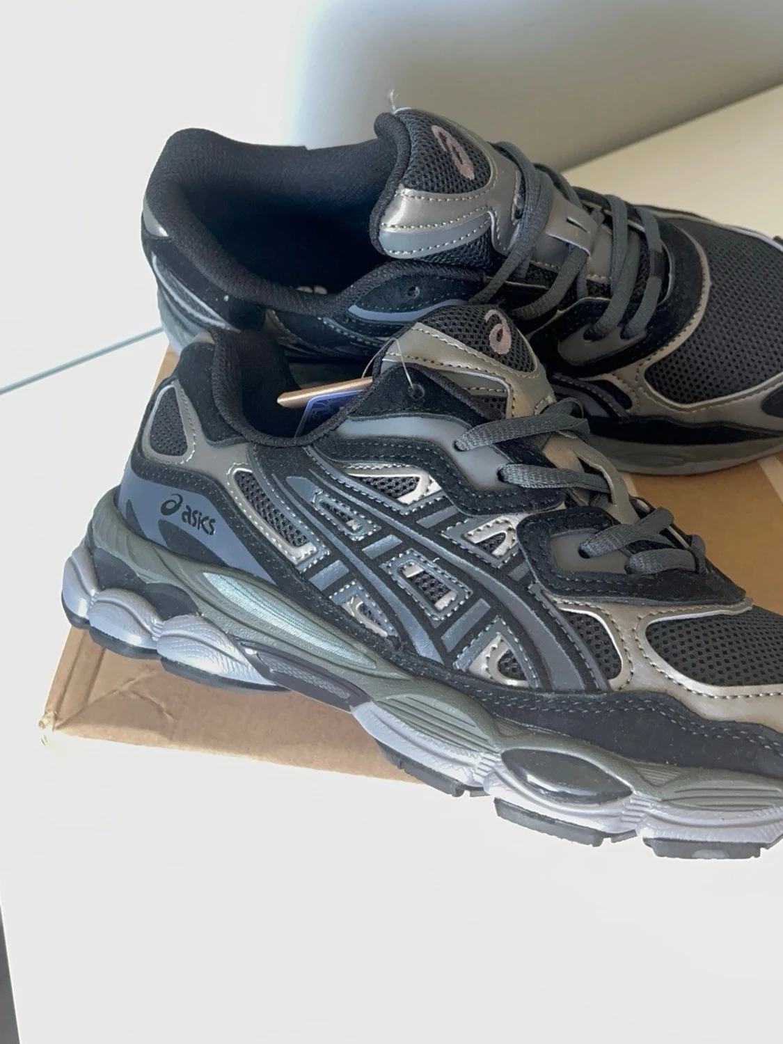 Asics skor svarta - 2