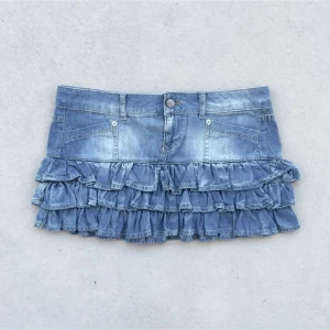 Bundle  - low waist micro mini denim skirt size 38 💗low waist micro mini black skirt size 34 💗lace halterneck top xs/s 