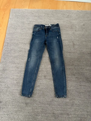 Jens  - Skinny jeans som är i ett mycket bra skick 