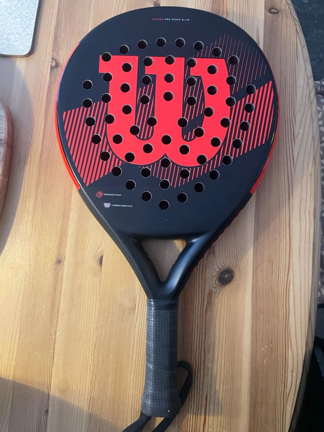 Wilson padelracket svart/röd - 1