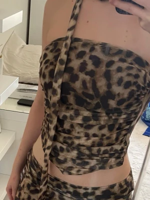 Leopardmönstrad topp! - Leopardmöntsrad topp som aldrig använts och helt otestad!