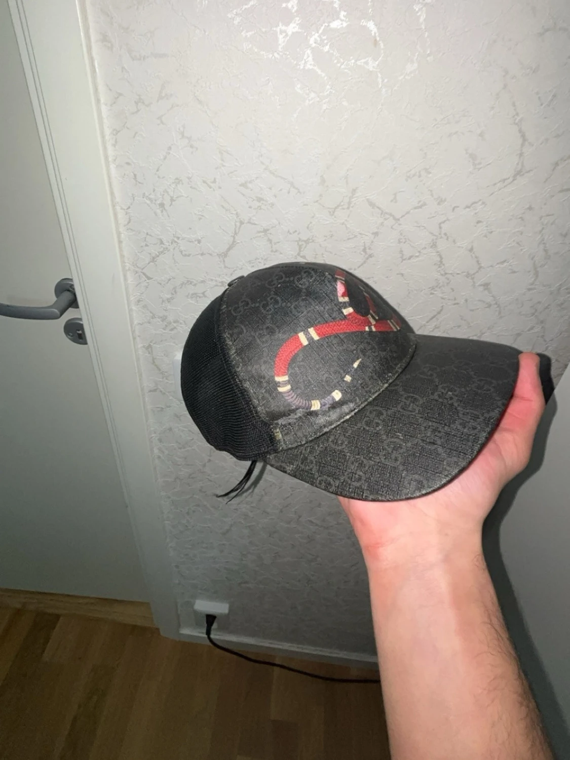 Gucci keps med orm och GG-mönster - 1