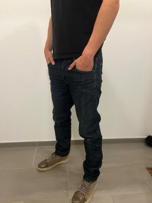 Lee jeans  - Säljer dessa populära Lee jeans till ett bra pris. W:30 L:32