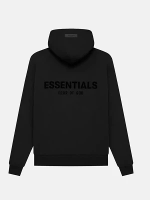 Svart Essentials hoodie Fear of God - Svart hoodie från Fear of God Essentials med stor logotyp på ryggen och mindre logotyp på bröstet. Klassisk passform med huva och ribbade muddar. Materialet är mjukt och bekvämt, perfekt för en avslappnad look.