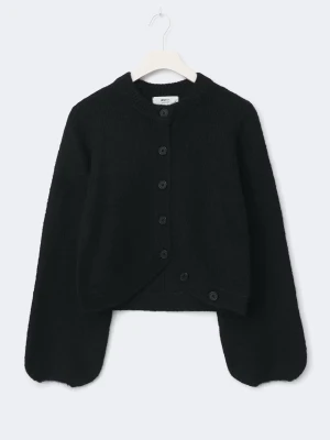 Stickad kofta - Kofta från Gina Tricot, Använd 1 gång 🤍