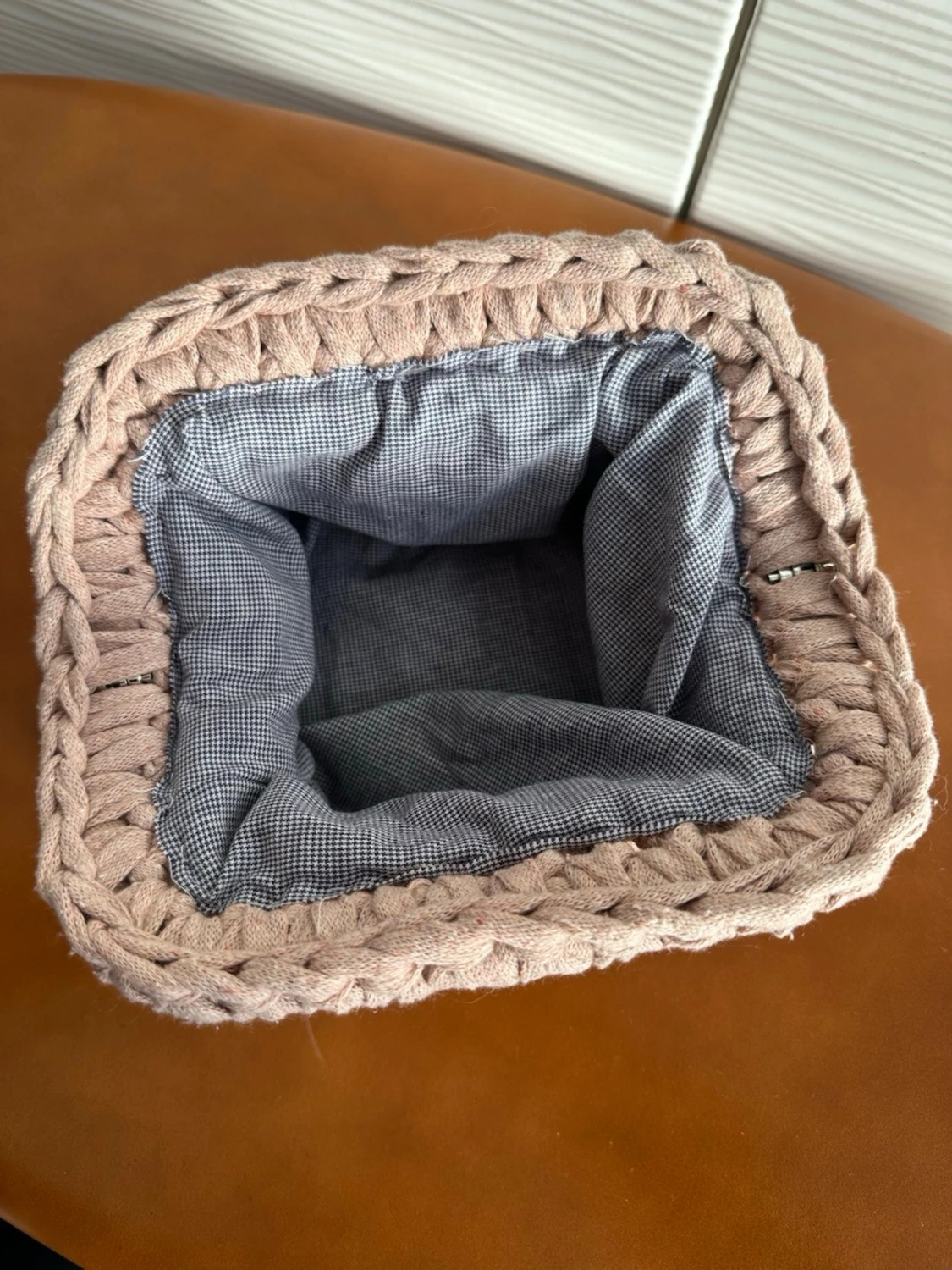 Handvirkad clutchbag - 6