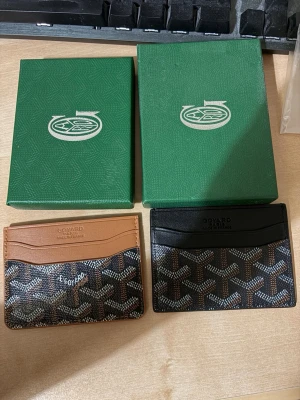 Goyard korthållare brun & svart - Säljer dessa läder korthållare i styck! 