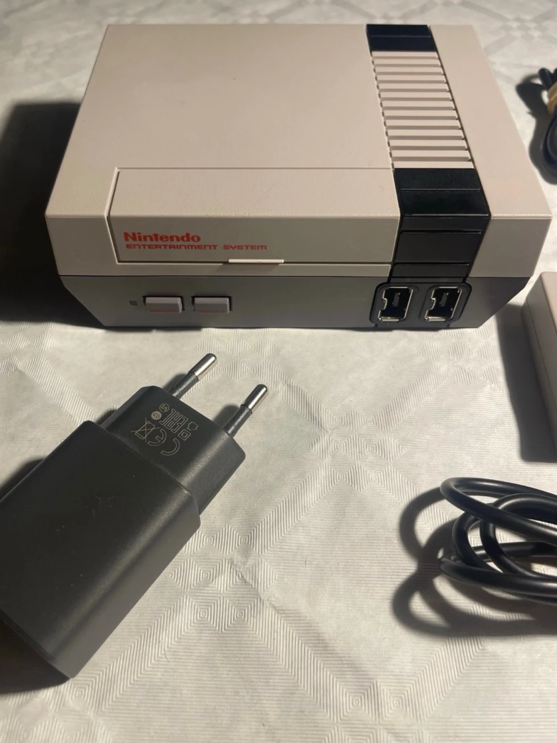 Nintendo NES 8-bit spelkonsol med klassiska spel inbyggda | original  - 3