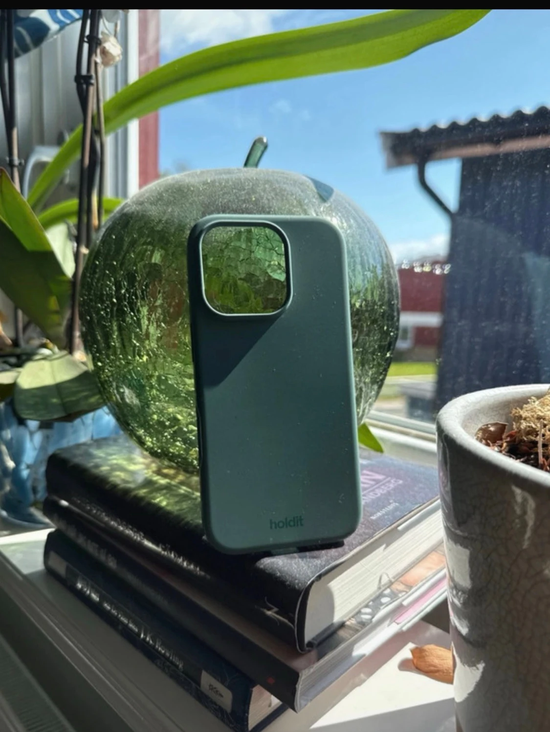 Mobilskal till Iphone 16 pro