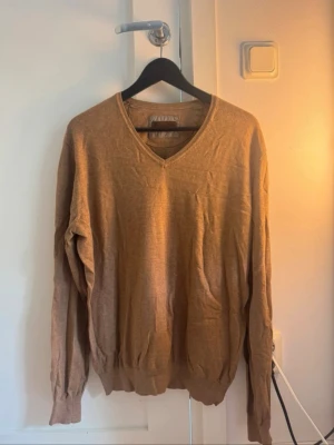 Massimo dutti tröja - Stilren massimo duttitröja storlek M
