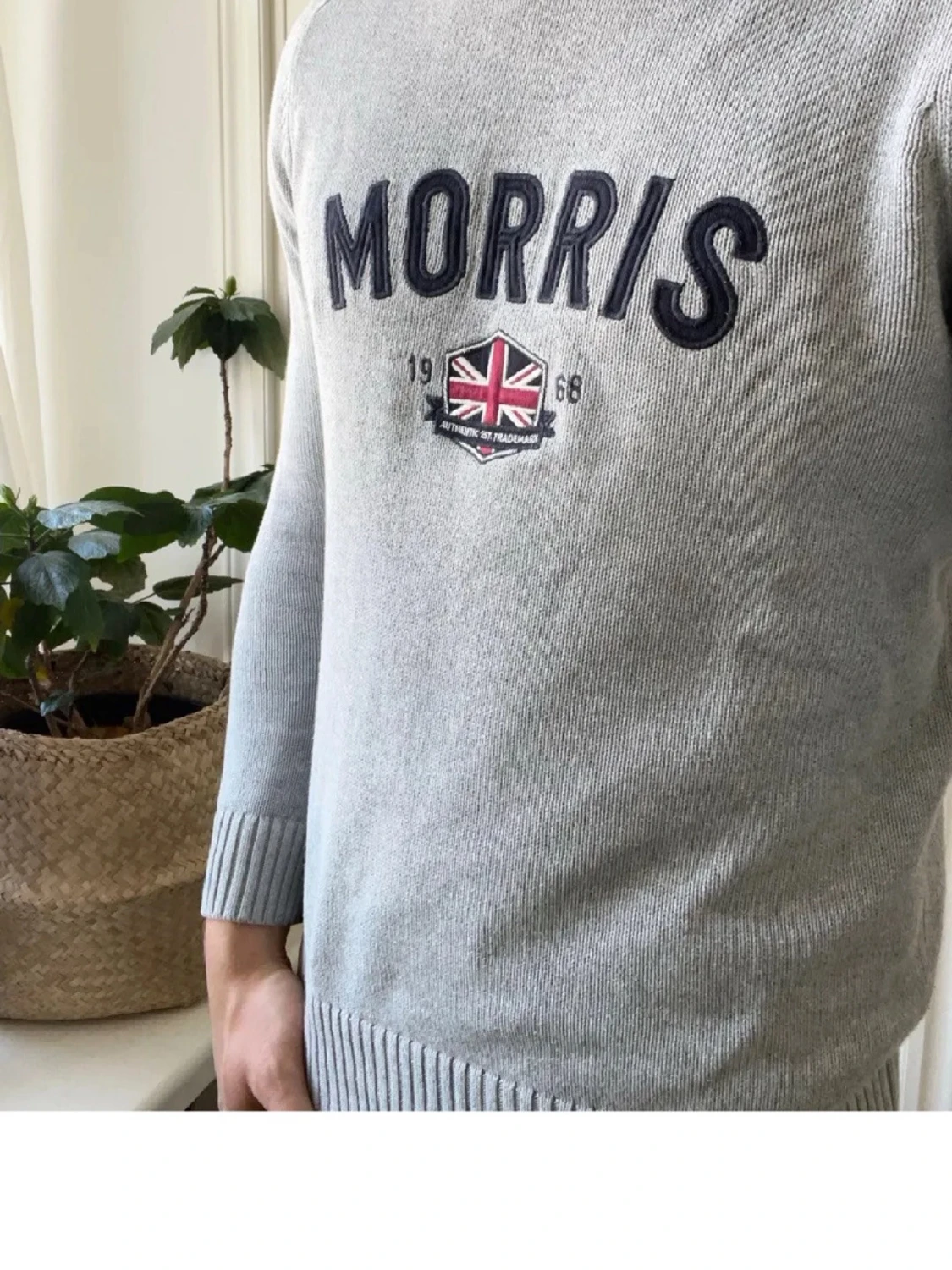 Grå stickad tröja från Morris - 1