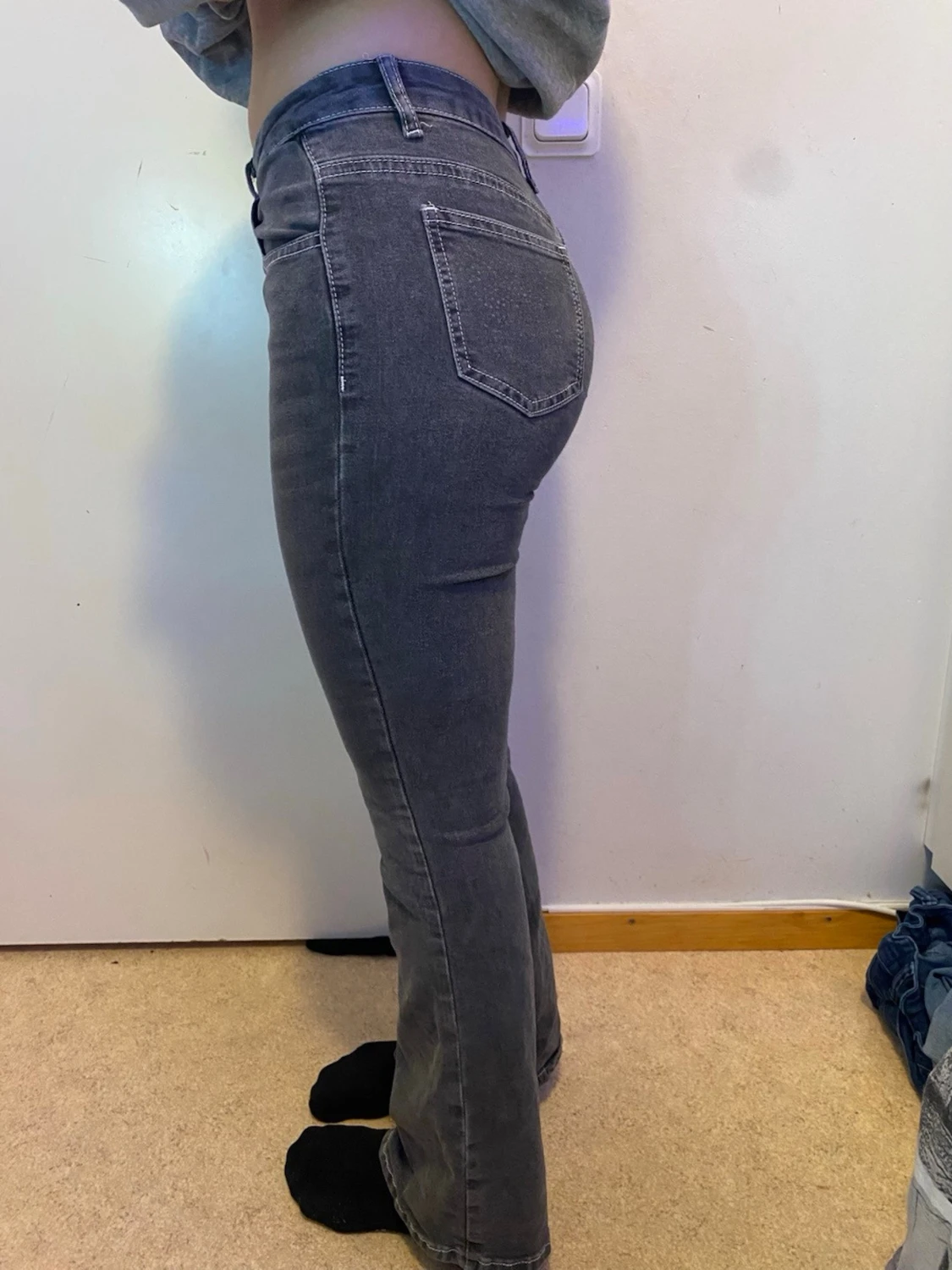 Grå/svarta jeans - 3