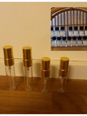 Essnce splitpaket  - 2 stycken 5 ml och 2 stycken 3 ml glasdekanter med spray ✨️Välj bland dofterna som finns på listor bland bilderna 