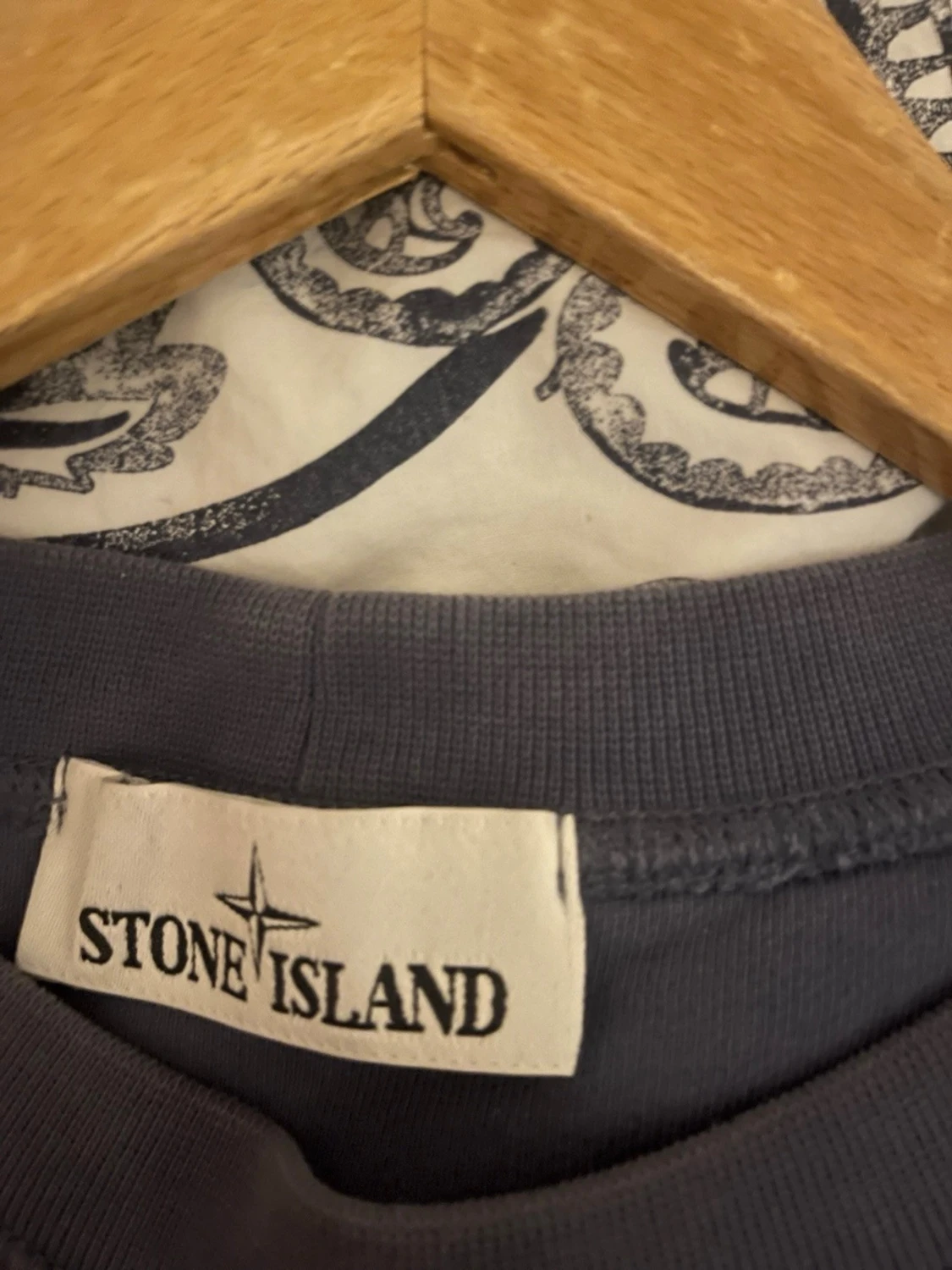 Grå sweatshirt från Stone Island - 2