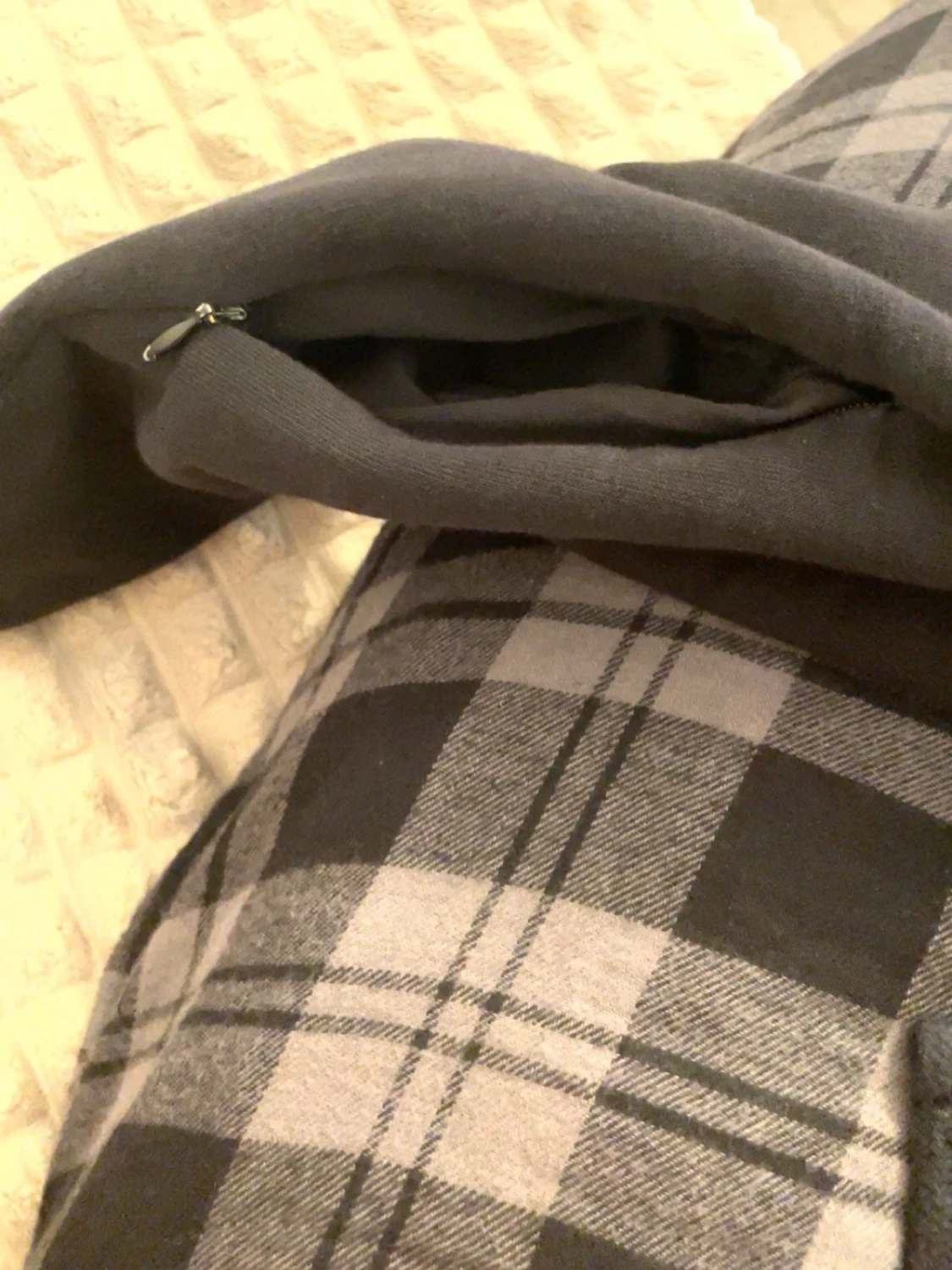 Svart hoodie från Hoodrich med blå huva - 4