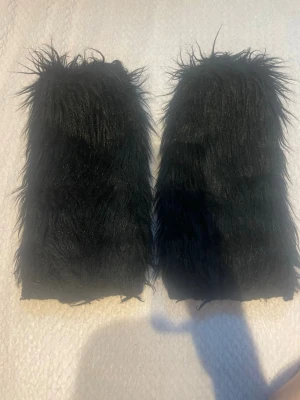 Fluffiga benvärmare  - Jätte söta fluffiga benvärmare. Skriv för bilder eller prisförslag 