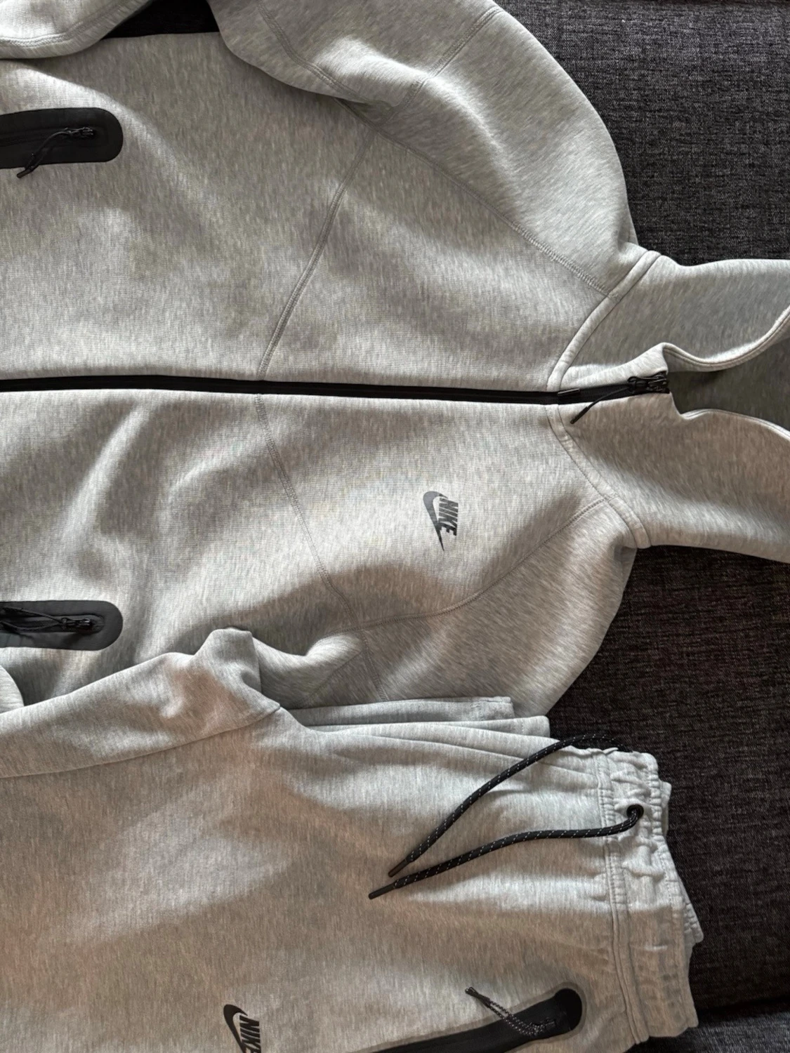 Grå Nike Tech Fleece tracksuit - 3