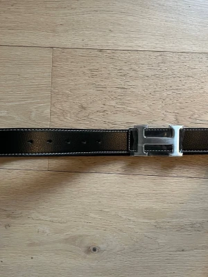 Black H belt - Black H belt. 110cm. You know why the price is like that 😉
