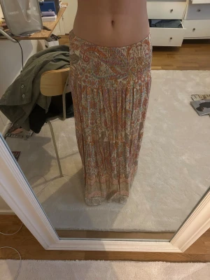 Söt kjol - En söt kjol som är helt ny! 💞💞 modell princess, one size men som xxs-s