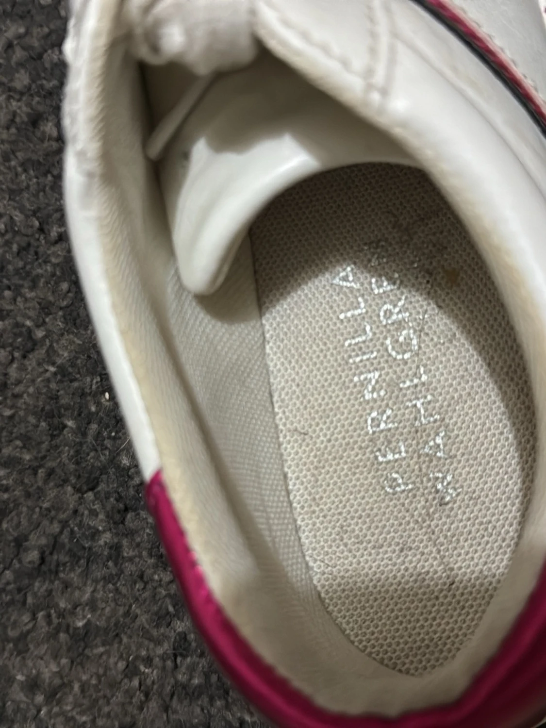 Vita sneakers med rosa detaljer - 2