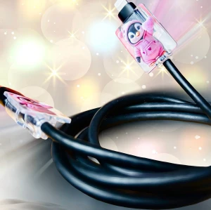 Lightningkabel från Belkin med söta kabelskydd! - Svart 1 m USB-Lightning (IPhone) kabel från Belkin med söta kabelskydd med pingviner. Oanvänd.