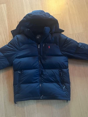 Svart dunjacka från Polo Ralph Lauren - Polo Ralph Lauren jacka Nypris : ca 5000
