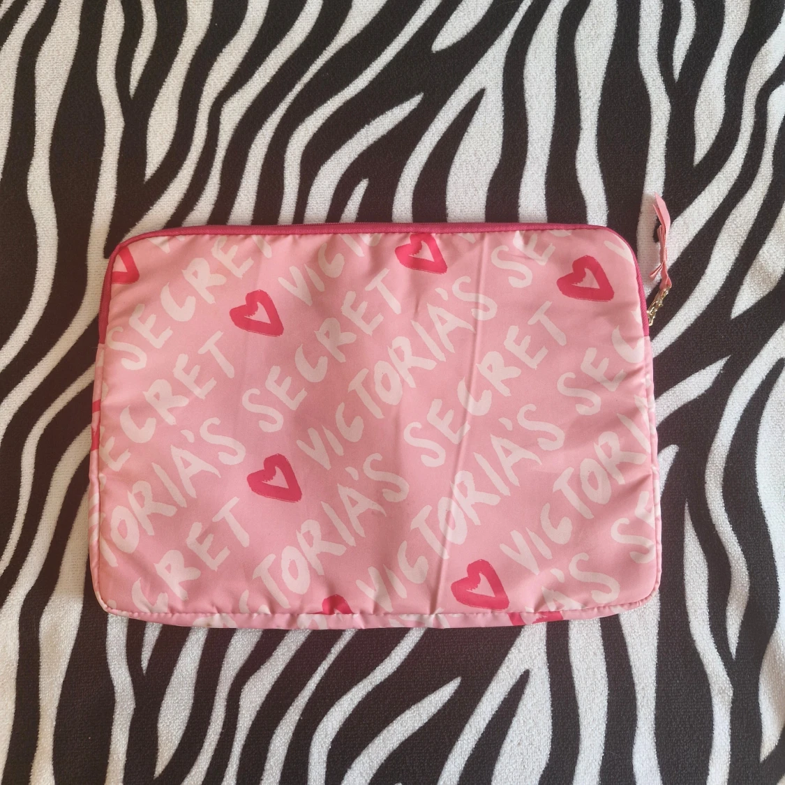 Rosa dataväska från Victoria's Secret - 1