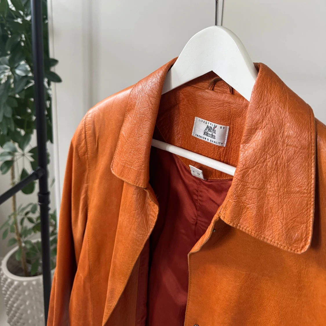 Orange skinnkappa  - 2