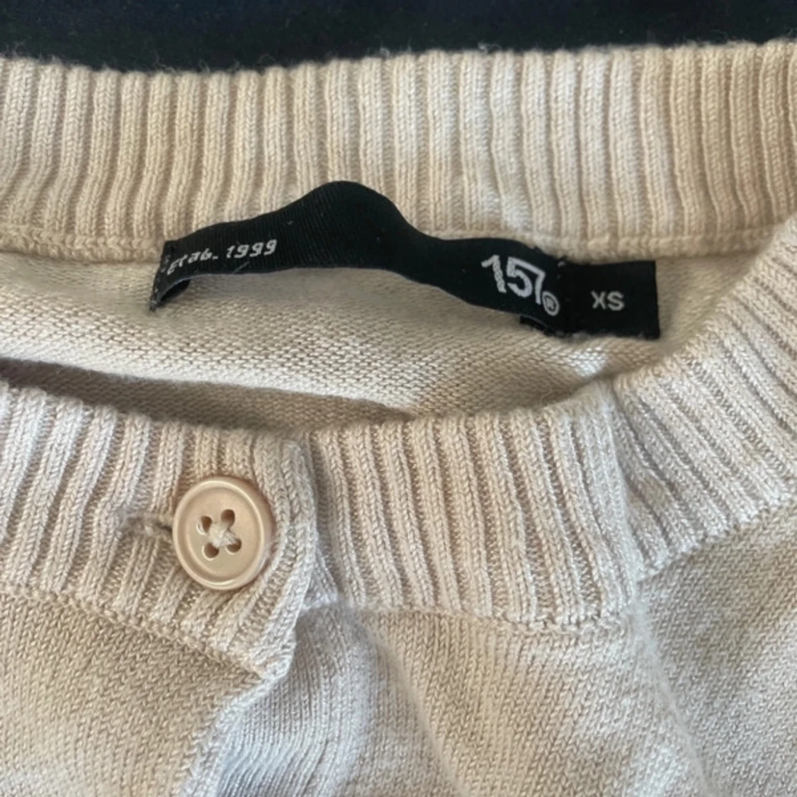 Beige kofta från 157 - 2