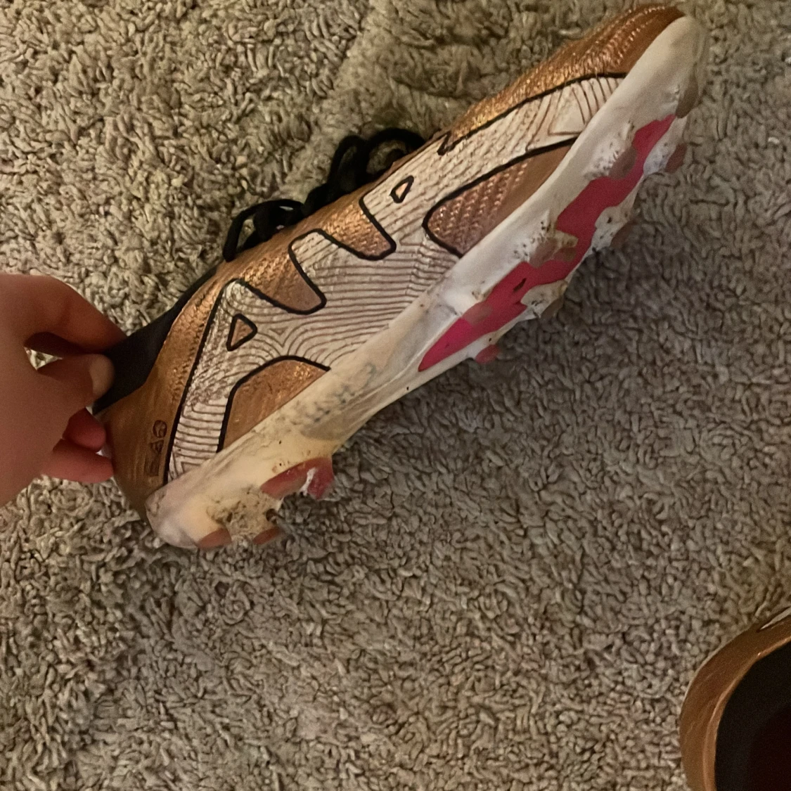 Guldiga mercurial mbappe fotbollskor från Nike - 2