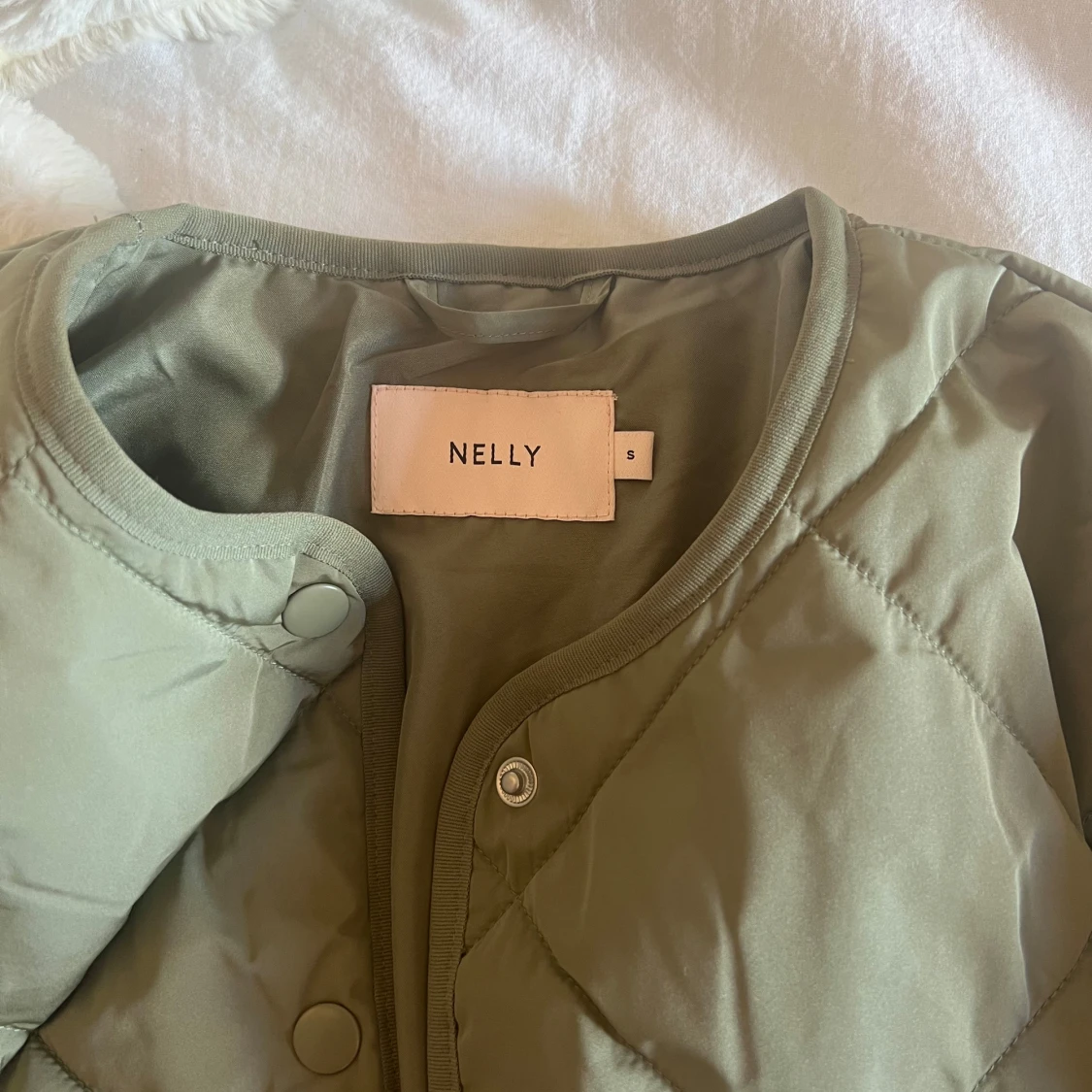 Grön jacka från Nelly - 4