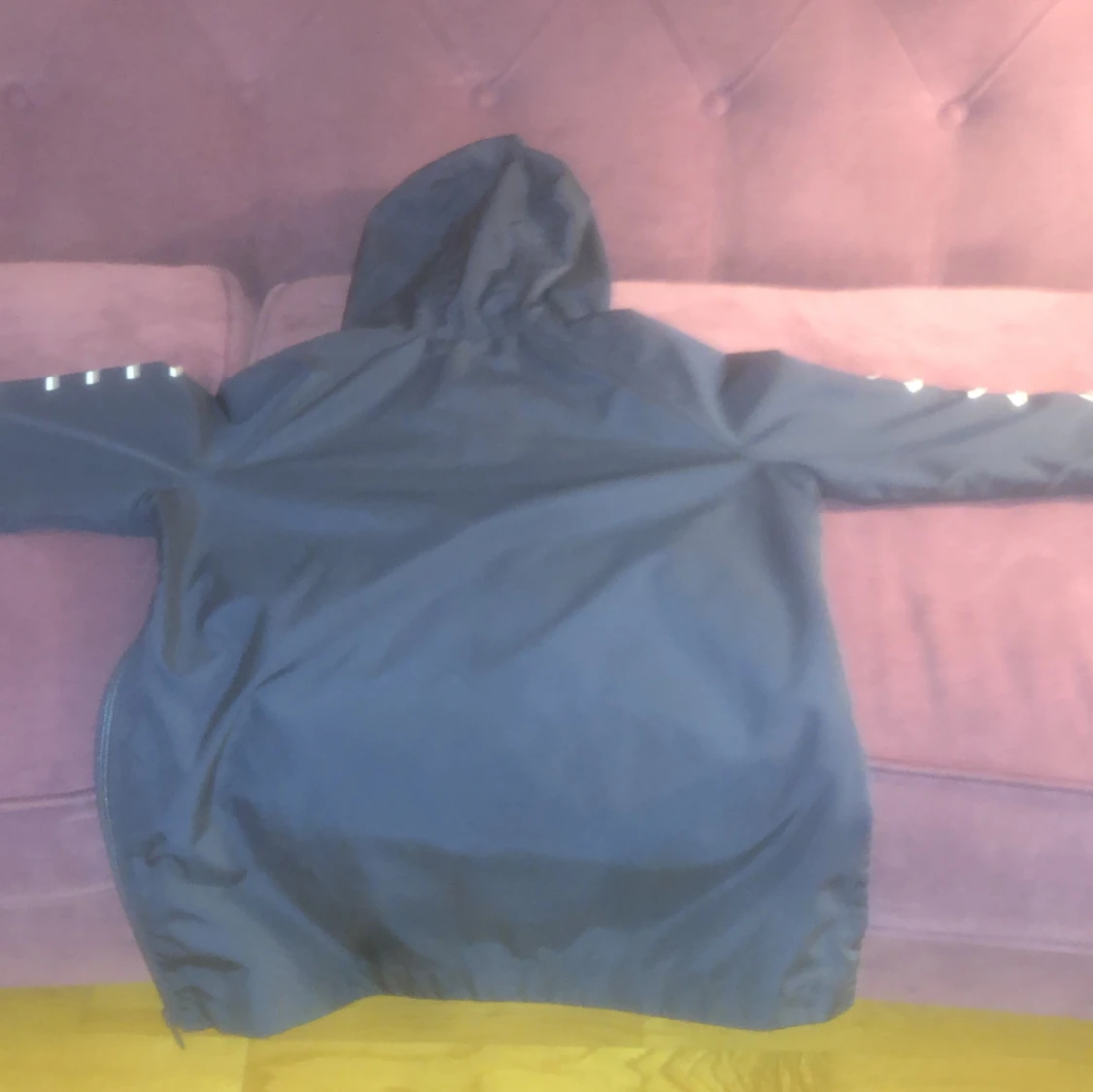 Blå vindjacka från Tommy Hilfiger - 1