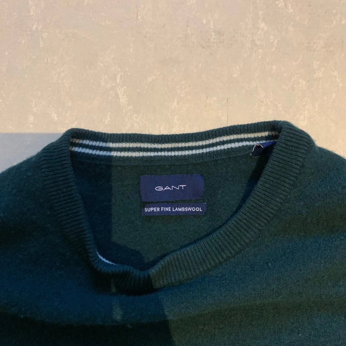 Mörkgrön ulltröja från GANT - 2