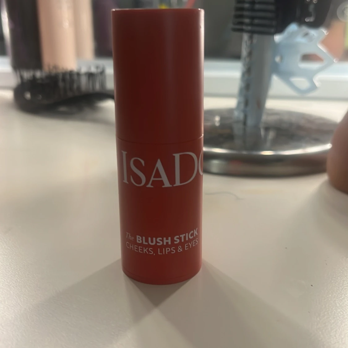 Blush Stick i Coral Rose från IsaDora